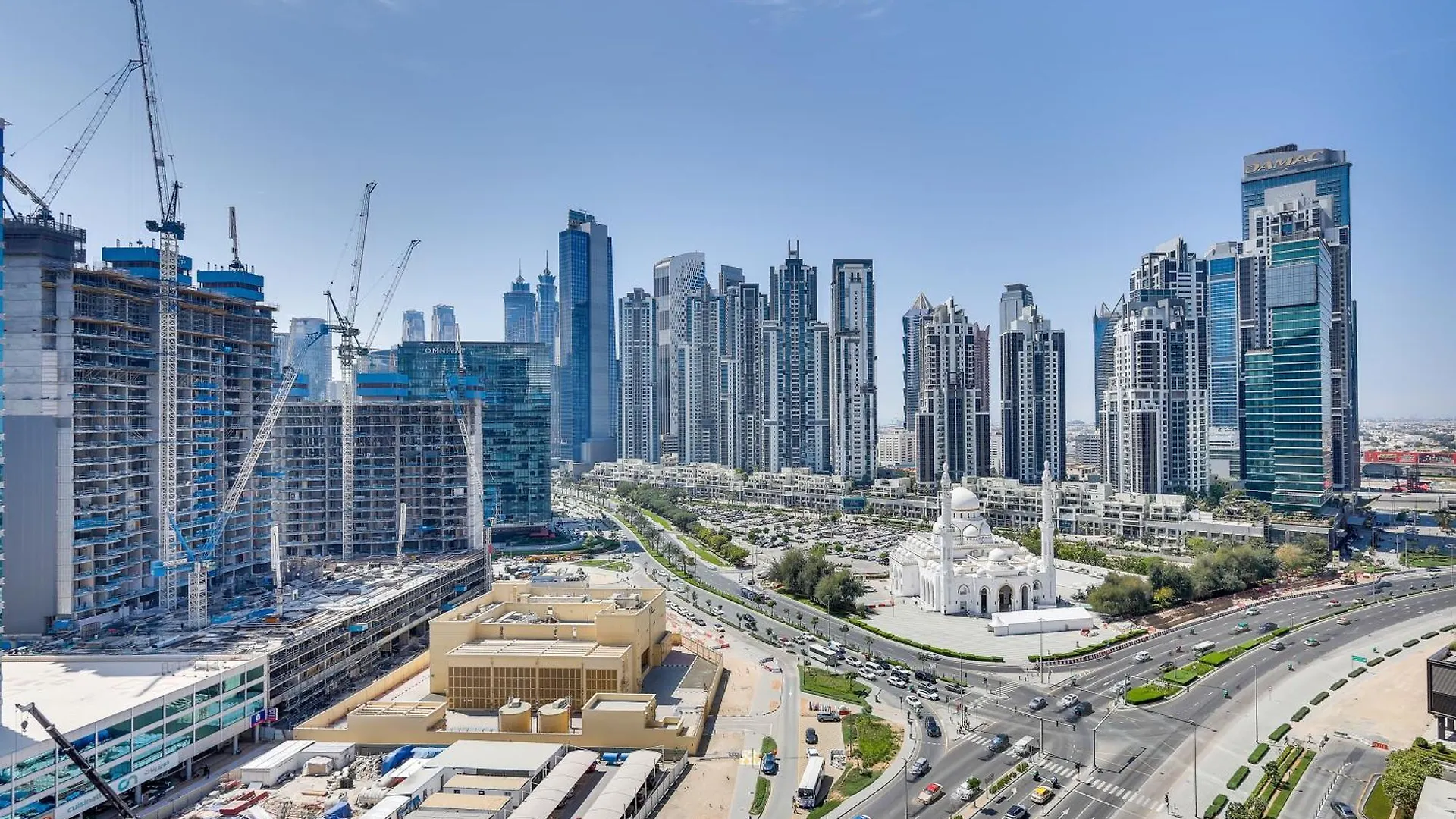 Spacious 3Br And Maid Room, Balcony & City Views By Bhavan Vacation Homes Dubai United Arab Emirates