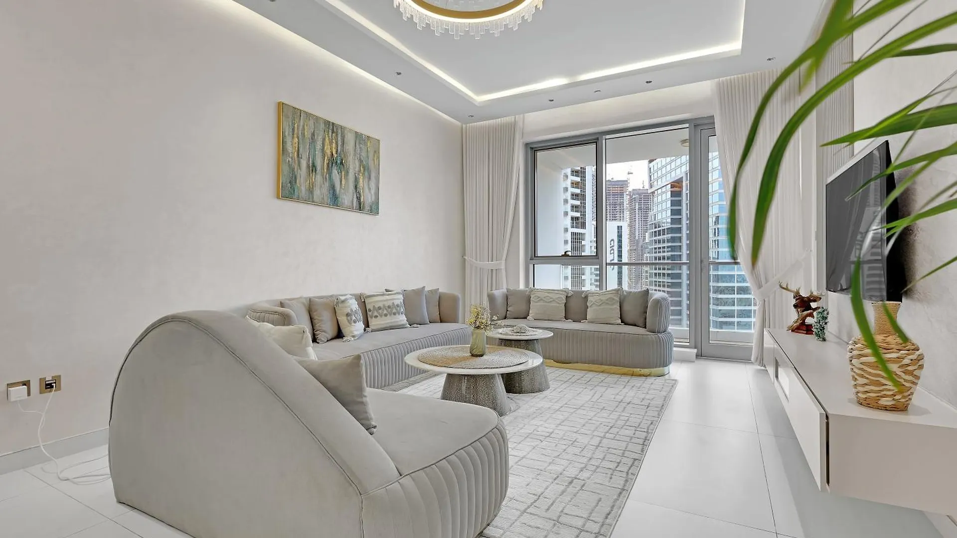 Spacious 3Br And Maid Room, Balcony & City Views By Bhavan Vacation Homes Dubai United Arab Emirates